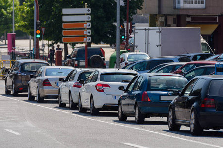 汽车红绿灯图片