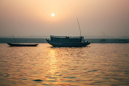 瓦拉纳西印度2018年11月14日上午恒河日出景观
