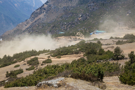 喜马拉雅山脉珠穆朗玛峰大本营图片