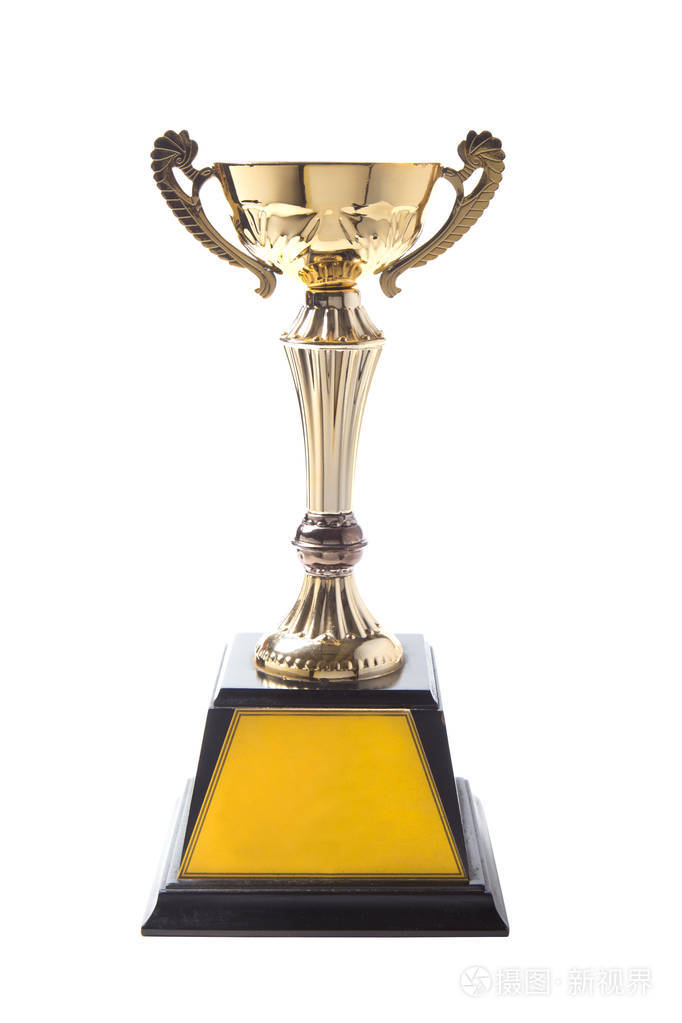 白色背景上孤立的金色奖杯获奖