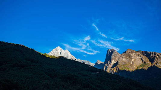  paradise, Nepal combines Himalayan views, golden temples, charm