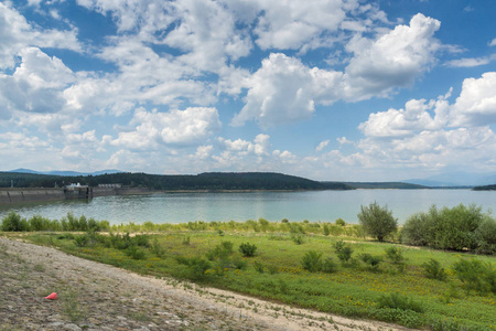 令人惊奇的夏季景色库普林卡水库Starazagora地区保加利亚