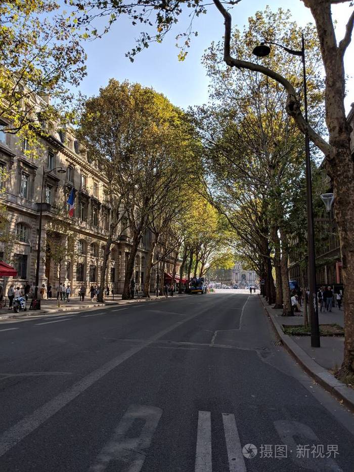 城市里的街道