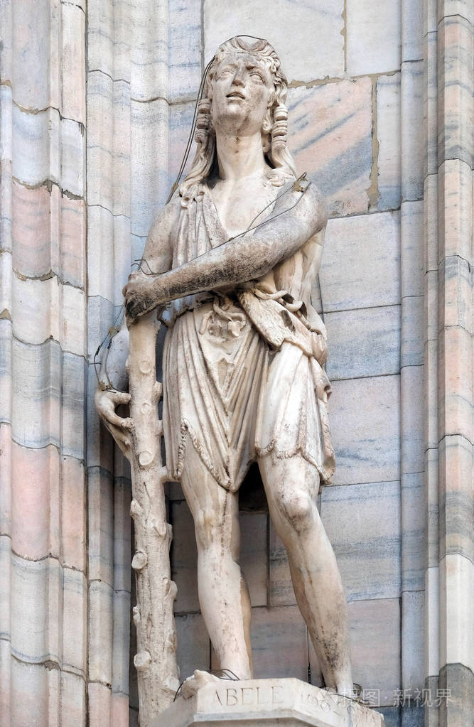 阿贝尔米兰大教堂上的雕像意大利隆巴迪米兰