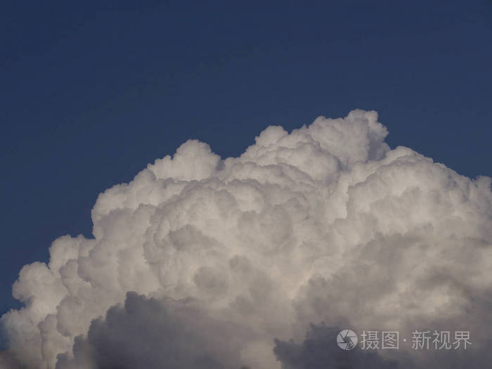 积雨云积云可以阴天图片