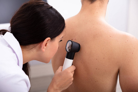 s Back With Dermatoscope