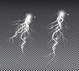 透明背景上的一组灯光。雷霆风暴和闪电。矢量插图。