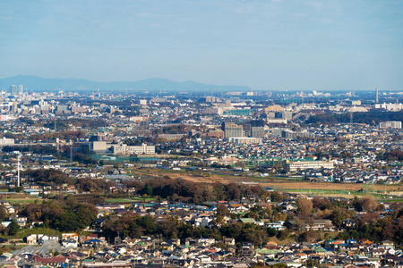 东京公寓的鸟瞰城市景观背景。 亚洲智能城市的住宅区。 中午的建筑物。 日本