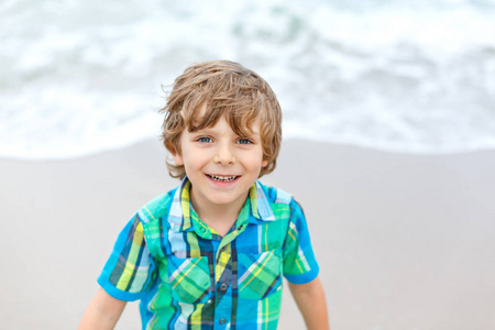 墨西哥小男孩图片