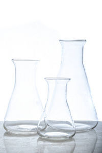 化学实验中使用的空玻璃瓶