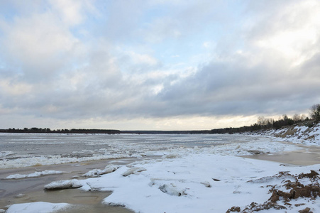 s on the river Vychegda in late November.