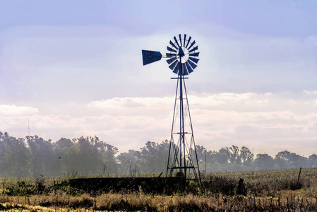 牧场风车图片