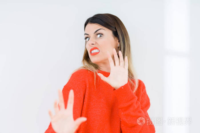 举起双手. 令人讨厌的概念