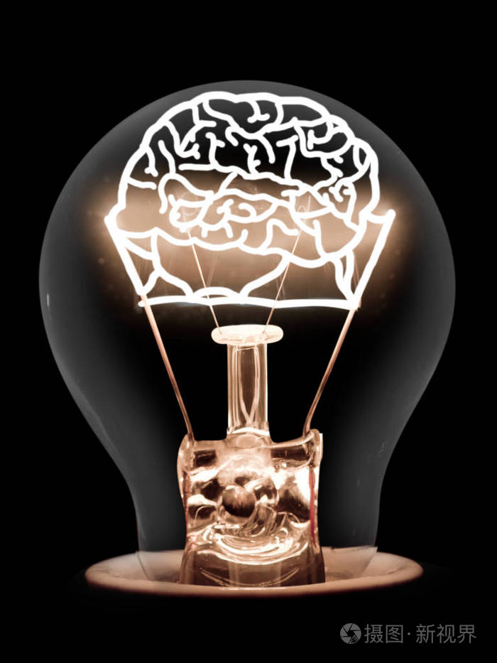 一张光导纤维的灯泡照片它的形状是一个被隔离在黑色背景上的大脑
