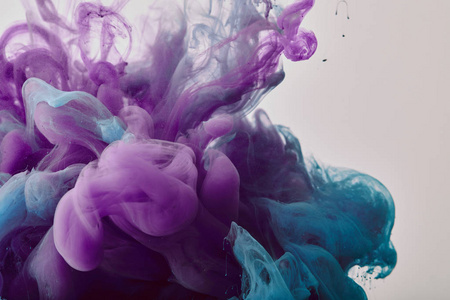 带有紫色和蓝色水粉漆漩涡的抽象背景