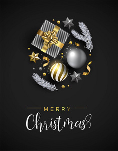 圣诞卡，黄金，现实的3D礼品盒，元素，五彩球和冬季松树叶在黑色背景。 豪华假日布局插图。