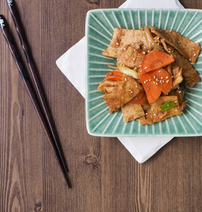 韩式食品配菜炒鱼图片