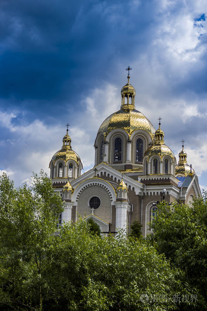 西乌克兰利沃夫地区斯基德尼采的希腊圣徒彼得和保罗天主教堂