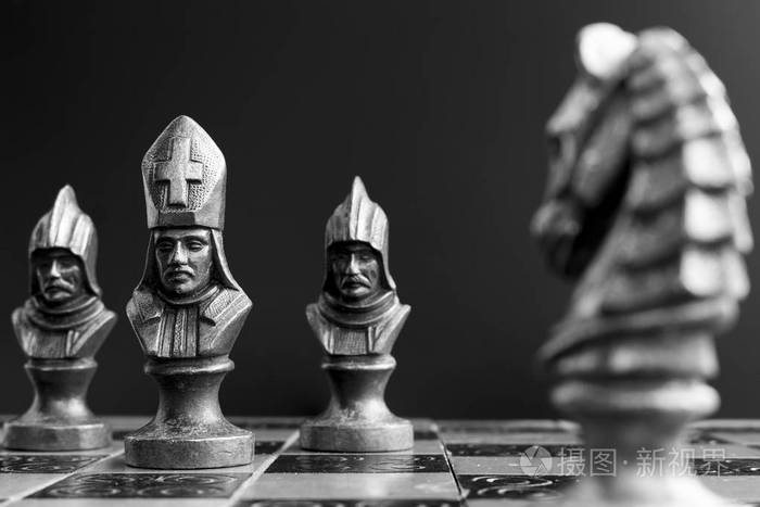 在棋盘上拍摄的国际象棋