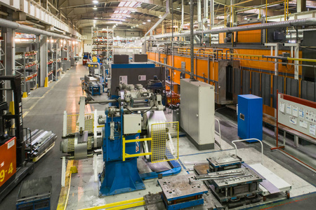 不锈钢车间图片-不锈钢车间素材-不锈钢车间插画-摄图新视界