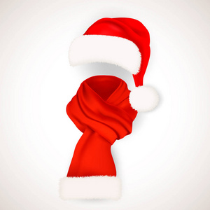 一套现实的红色圣诞老人帽子与蓬松的毛皮柚子和长围巾隔离在白色背景。 矢量图。