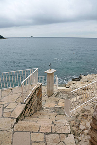 伊特里亚克罗地亚亚得里亚海沿岸的威特十字柱