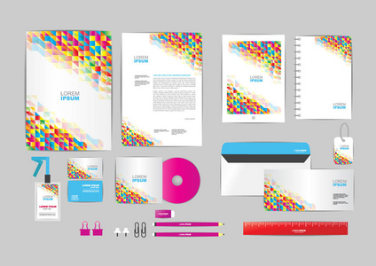 彩色与三角企业身份模板，您的业务包括CD封面，名片夹，尺子，信封，信头设计