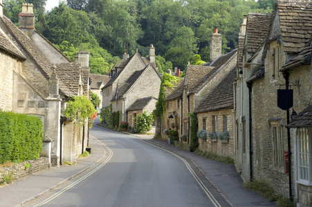 联合王国Combe城堡Cotswold村的古雅住宅。