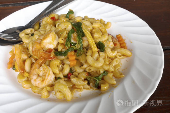 通心粉配辣虾jpg