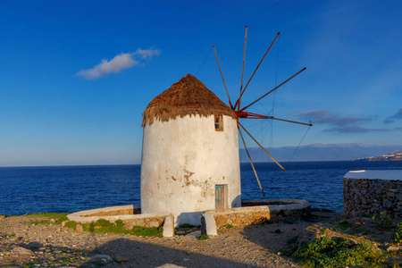 米科诺斯.古老的传统风车