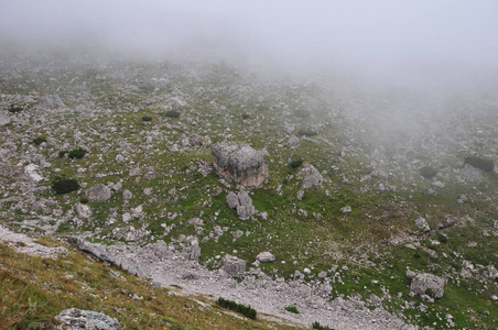 意大利欧洲高山的白云岩阿尔卑斯山顶峰岩石全景