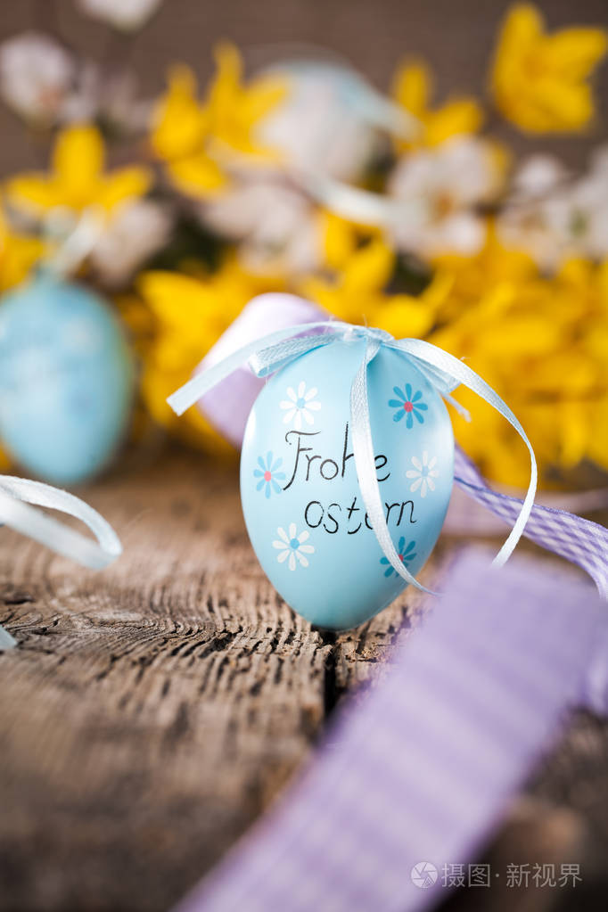 复活节装饰鸡蛋可爱的兔子复活节快乐老式风格色调图片文本在德国快乐