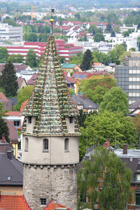 德国拉文斯堡是德国的一个城市，有许多历史景点