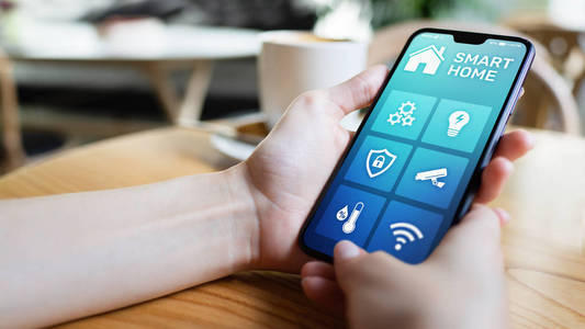 外汇交易应用程序手机智能家居控制应用程序在手机屏幕上.