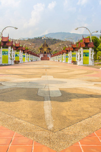 美丽的建筑何汗光，兰纳风格建筑的皇家展馆在皇家植物国际园艺博览会拉查普鲁克在。