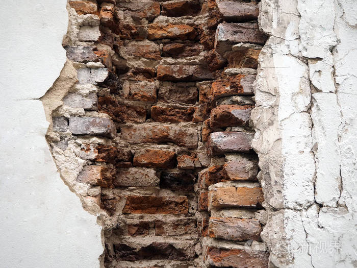 裂开的红色老砖墙有空间