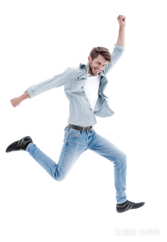 快乐的人跳在空气中的白色背景