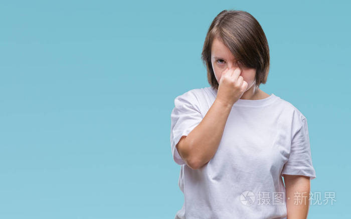 宝宝睡觉鼻子不通气小妙招_鼻子老不通气有什么妙招_晚上睡觉鼻子不通气小妙招 三九养生堂