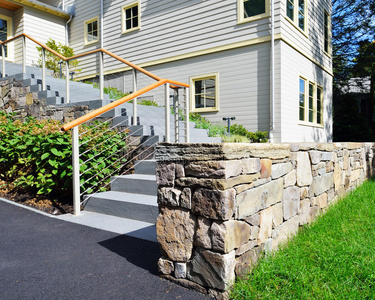 青石青石台阶石墙照片