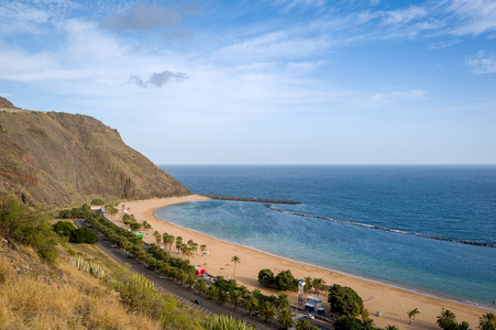 特内里费岛著名的特蕾西塔斯沙滩耳海景