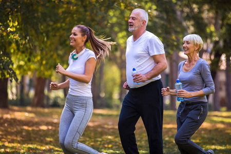 户外活动健康的生活方式强壮的身体适合数字. 时尚的现代运动服.