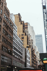 具有美国纽约市建筑的城市场景
