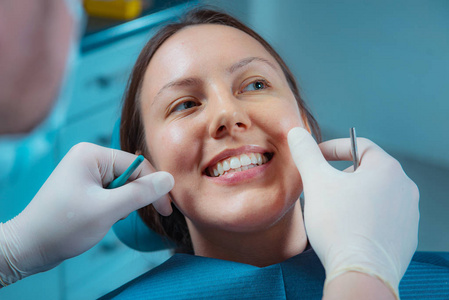 牙科诊所的牙科检查