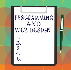 文字写作文本编程和网页设计。网站开发的商业概念设计网页空白页的债券剪贴板与点击圆珠笔文本空间