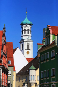 梅明根是德国拜仁的一个城市，有许多历史景点