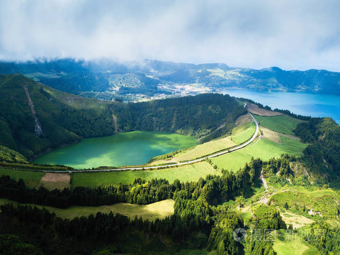 波卡在圣米格尔亚祖尔斯岛上的西迪斯的地狱湖