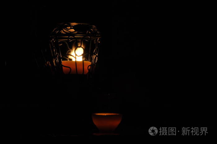 挑战火焰. 艺术作品. 照明.