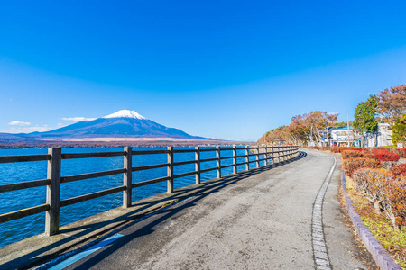 日本雅明子湖周围富士山的美丽景观