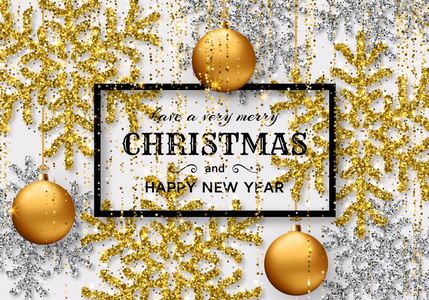 圣诞快乐的背景与闪亮的雪花, 金球和金色的金属丝和彩带。贺卡和圣诞节模板