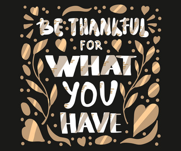 感谢你所写的室内拍摄的漂亮女性保持着手的胸部, 表达她的好态度的人